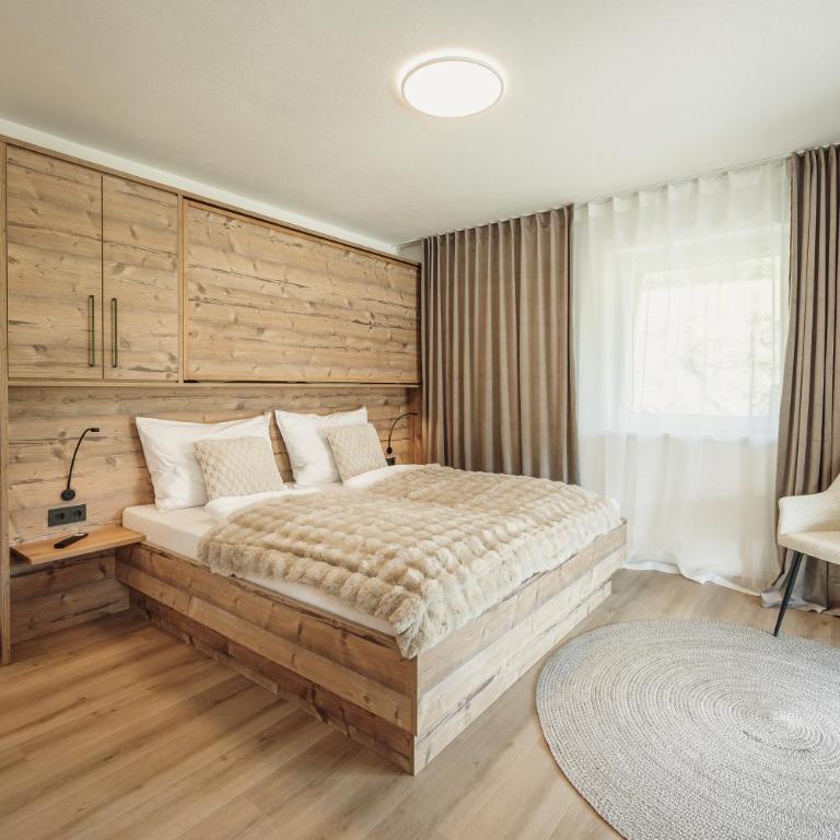 Sonnberghaus - Apartment mit 3 Schlafzimmern und privatem Pool - 14