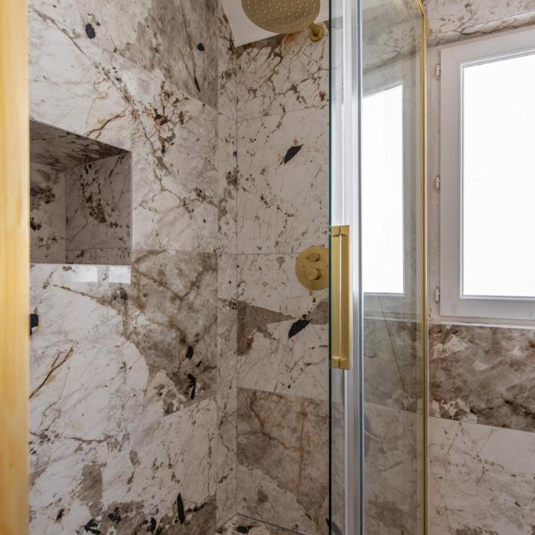 5#New suite 6 people - Saint-Germain Notre-Dame - Two-Bedroom Apartment - 16
