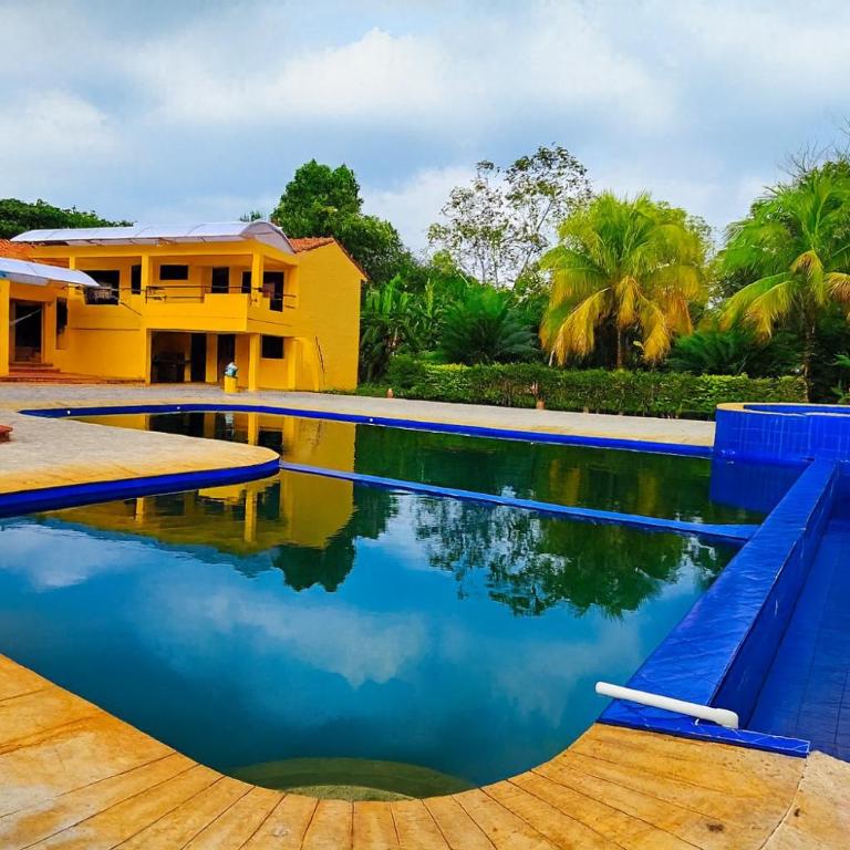 Casa Campestre El Laurel - Six-Bedroom House - 7