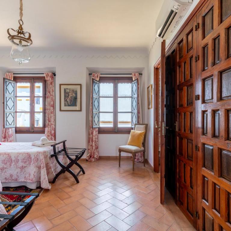 Villa Elvira, exclusive Pool and Gardens in the heart of Sevilla - Villa - 84