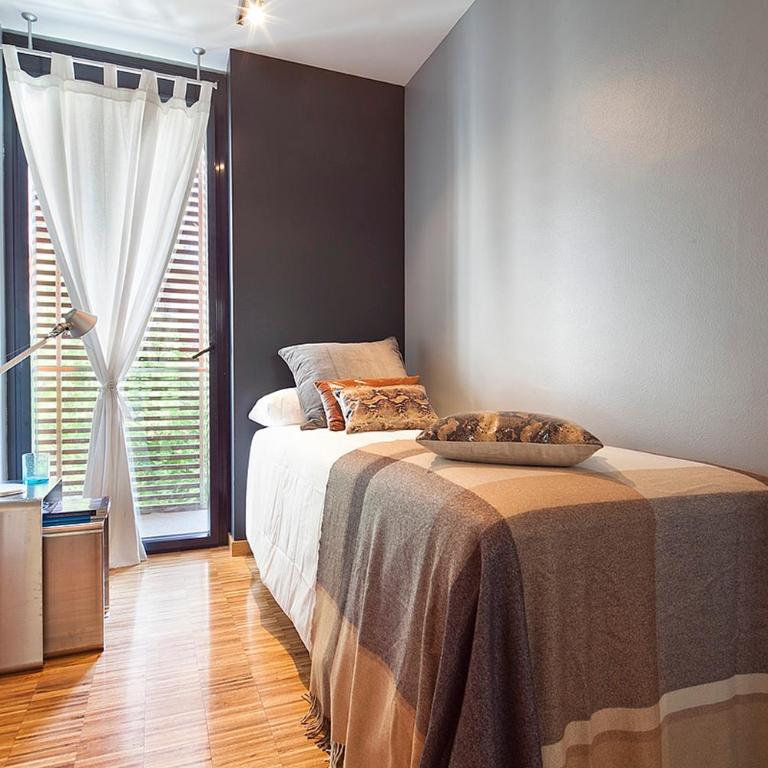 Apartment Barcelona Rentals - Sarria Apartments Near Center - Three-Bedroom Apartment - 6