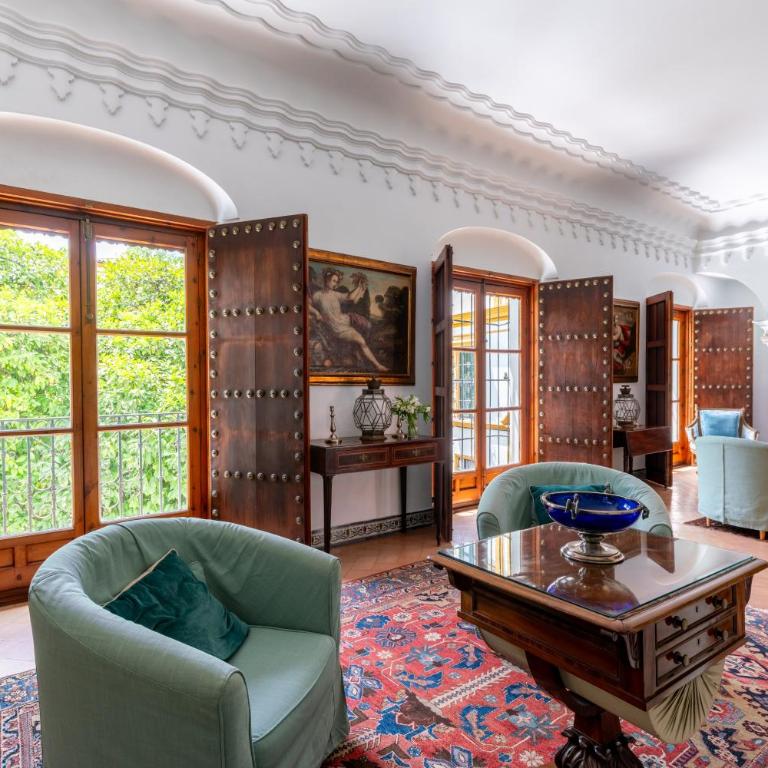 Villa Elvira, exclusive Pool and Gardens in the heart of Sevilla - Villa - 35