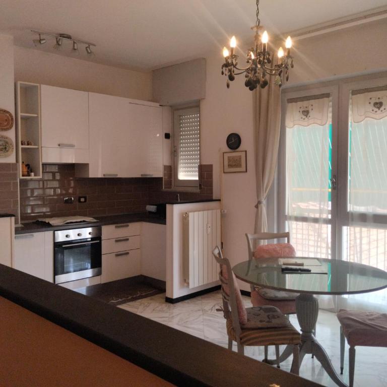 Appartamento comodo alle spiagge e stazione ferroviaria - Apartment mit 1 Schlafzimmer - 3