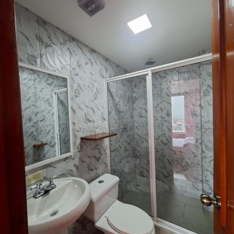 Hotel Shannon 360 - Two-Bedroom Apartment with Mountain View - 11