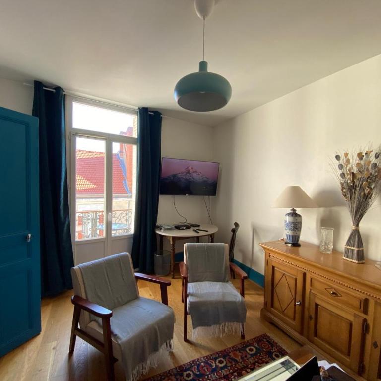 LE DARCET - Hypercentre - Calme - Proche Gare & Thermes - Appartement 2 Chambres avec Balcon - 10