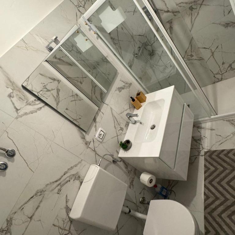 Casa IN 6 - Appartamento con 1 Camera da Letto - 8
