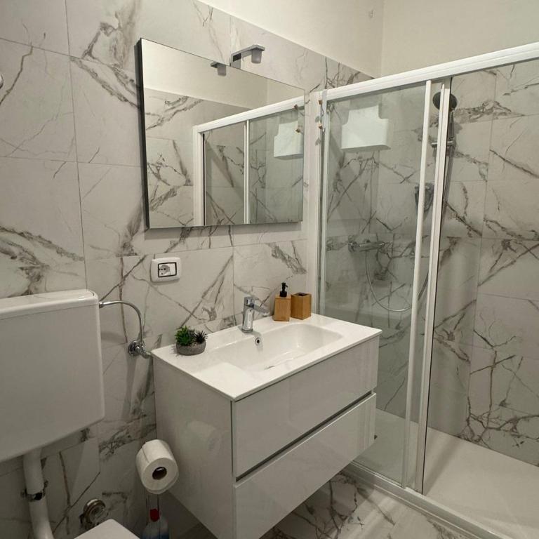 Casa IN 6 - Appartamento con 1 Camera da Letto - 6