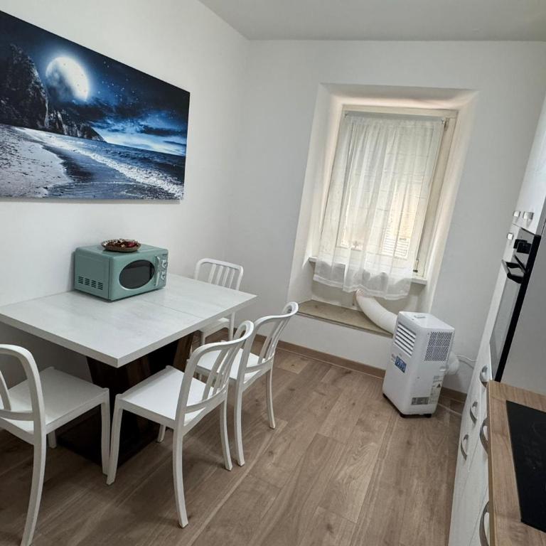 Casa IN 6 - Appartamento con 1 Camera da Letto - 4
