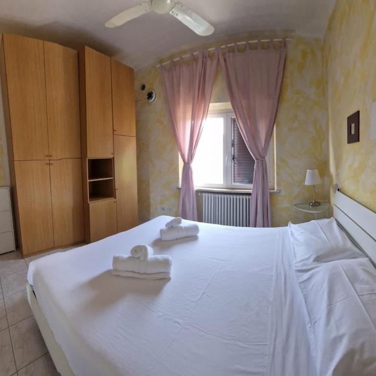 FuoriPorta Affitti Brevi - Girasole - Appartamento con 1 Camera da Letto - 1
