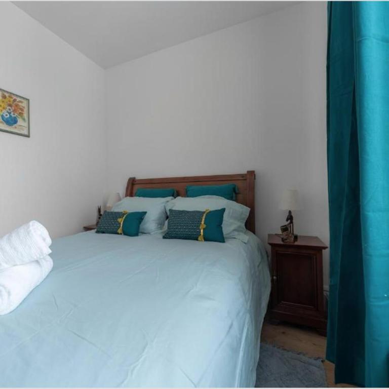 LE DARCET - Hypercentre - Calme - Proche Gare & Thermes - Appartement 2 Chambres avec Balcon - 4