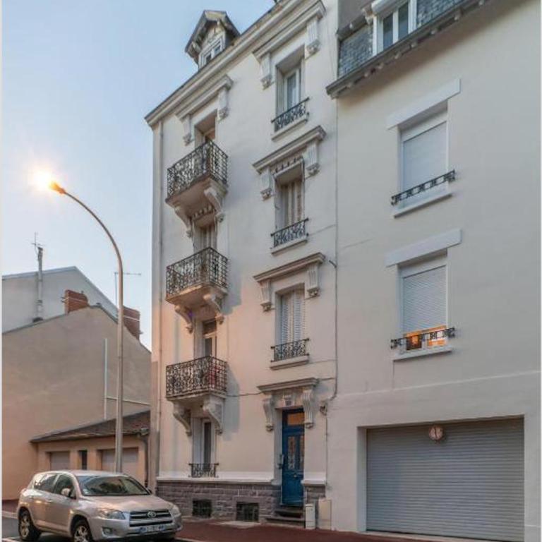 LE DARCET - Hypercentre - Calme - Proche Gare & Thermes - Appartement 2 Chambres avec Balcon - 6