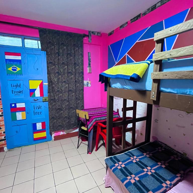 Backpacker hostal oruro - Bed in 4-Bed Mixed Dormitory Room - 6