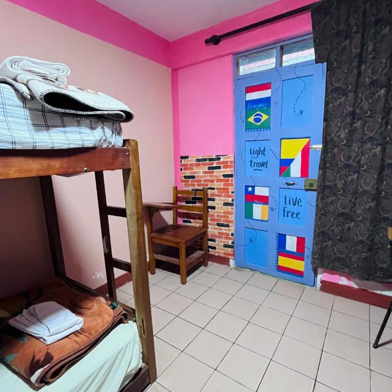 Backpacker hostal oruro - Bed in 4-Bed Mixed Dormitory Room - 7
