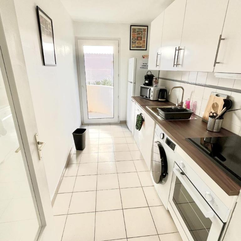 Apartment - Close to Tramway - Appartamento - 11