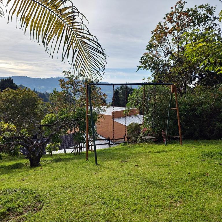 Lakeside Glamping with View Fire Pit Hammock - Casa con 1 dormitorio - 15