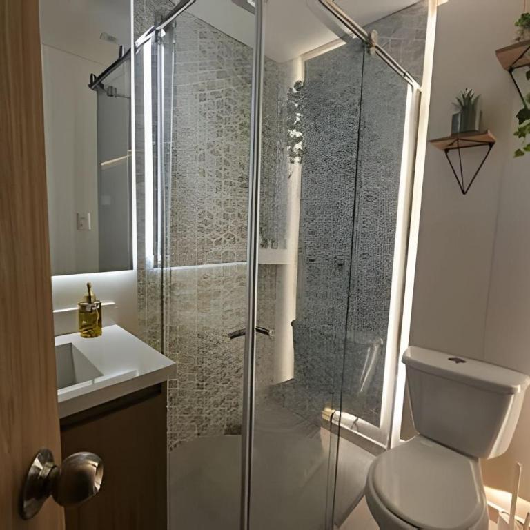 Tu estadía ideal • Cerca aeropuerto •Self Check-in - Apartamento - 8