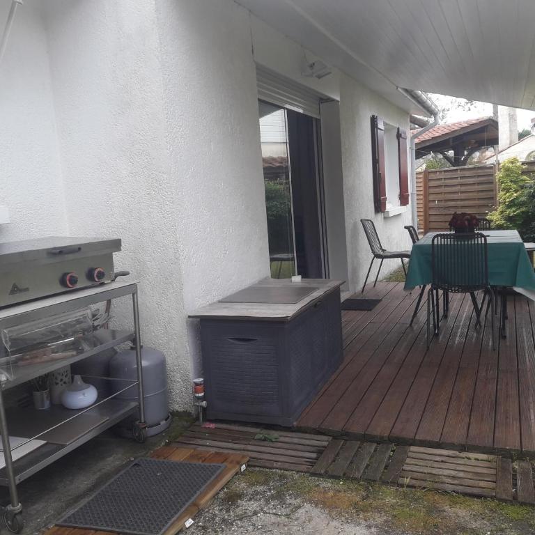 Maison 6 personnes - Two-Bedroom House - 8
