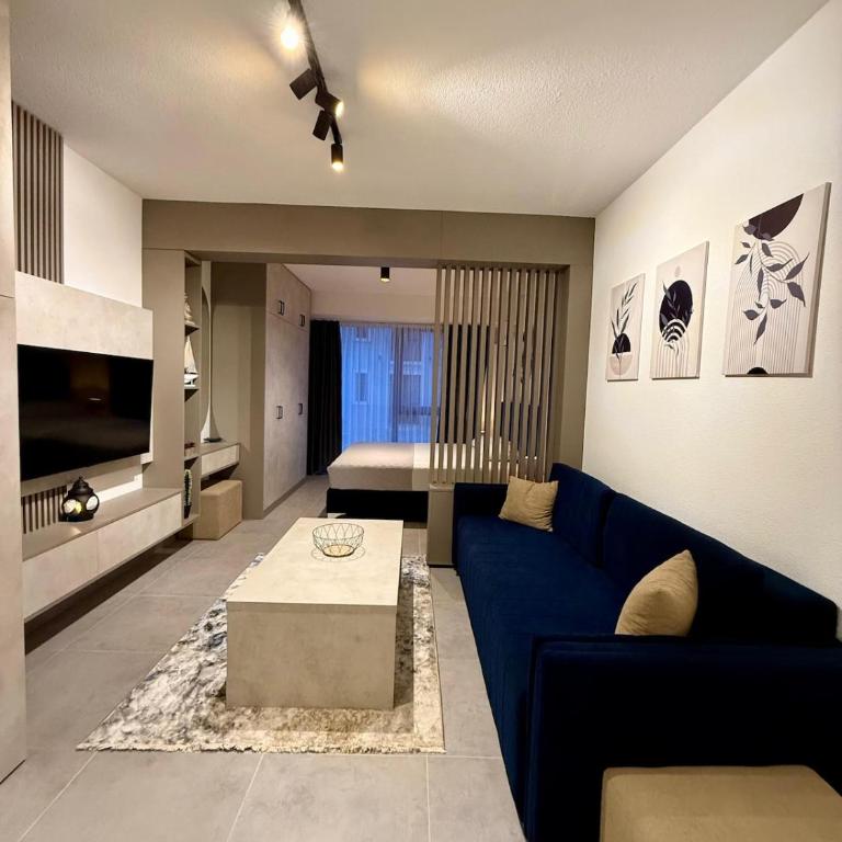 Luxury Studio No3 with Pool and free Parking Budvablue - Apartman sa 2 Spavaće Sobe - 1