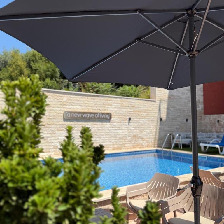 Luxury Studio No3 with Pool and free Parking Budvablue - Apartman sa 2 Spavaće Sobe - 13