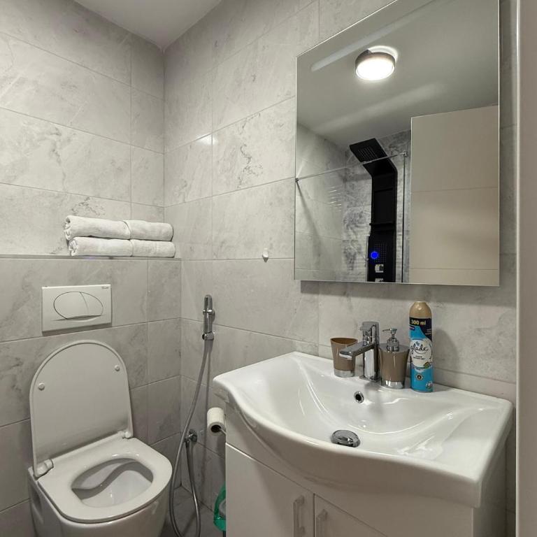 Luxury Studio No3 with Pool and free Parking Budvablue - Apartman sa 2 Spavaće Sobe - 29