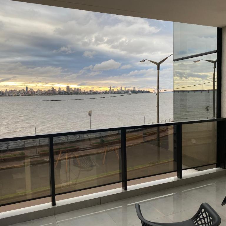 Departamento Olas del Río - Apartamento de 1 dormitorio con balcón y vistas al agua - 4