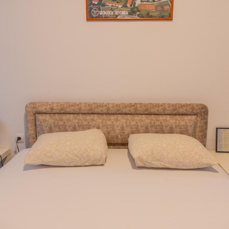 Apartments Chiara Garden - Apartment with River View - 2