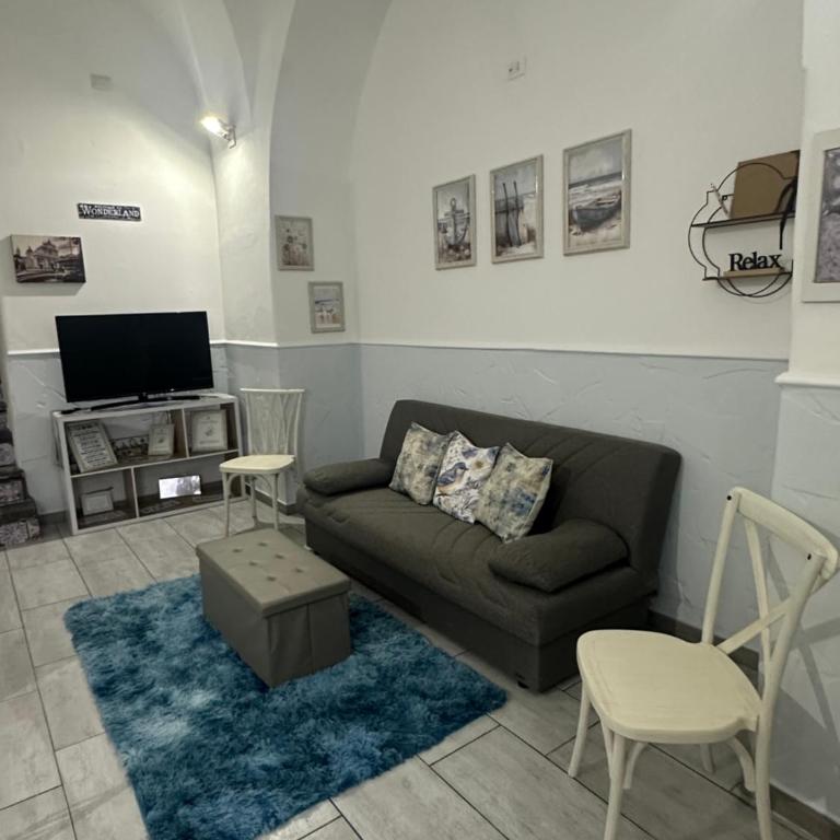 Garibaldi House - One-Bedroom House - 1