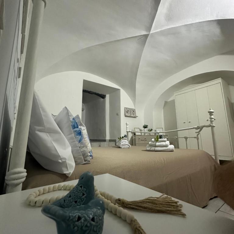 Garibaldi House - One-Bedroom House - 11