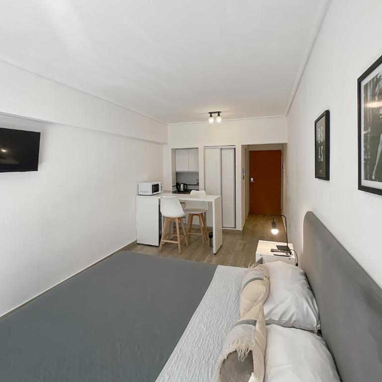 Ayres Suites Saenz Peña - Estudio con balcón - 1