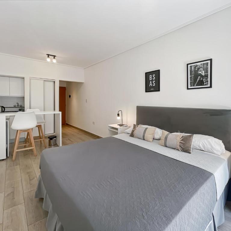 Ayres Suites Saenz Peña - Estudio con balcón - 9