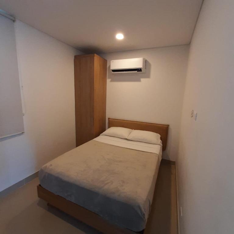 Reserva Del Mar Apartamentos - Three-Bedroom Apartment with Balcony - 2