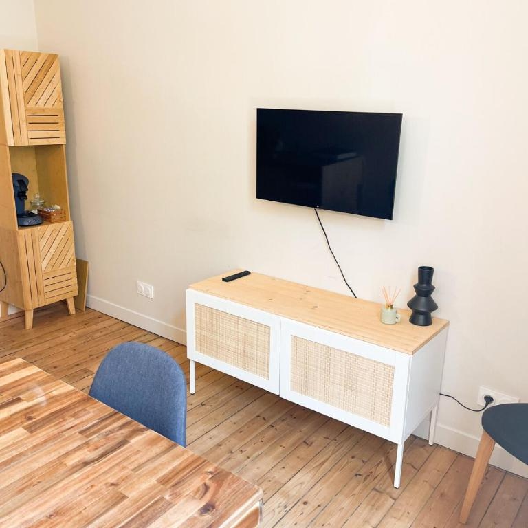Le Sablésien 4 personnes,salon et cuisine entre centre ville et gare - Apartment mit 2 Schlafzimmern - 12