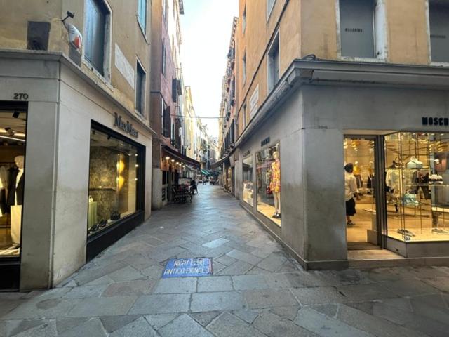 Ca' tra le nuvole - Appartamento con 2 Camere da Letto e Vista Città - 42