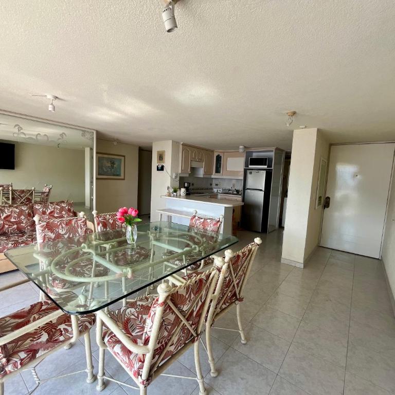 Hermoso departamento en condominio de Costa Azul - Apartamento de 2 dormitorios - 33