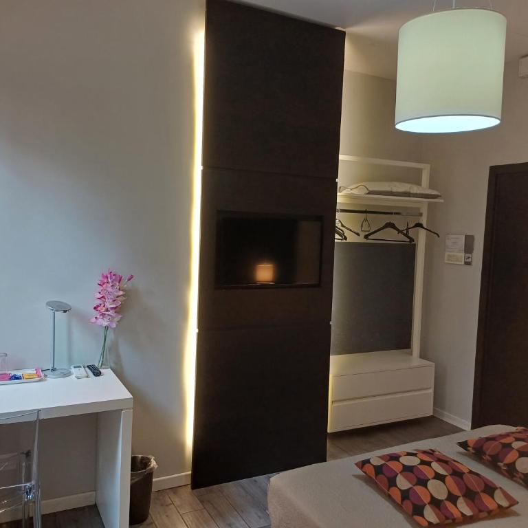 Room and Apartment Rome - Camera Quadrupla Comfort - 11