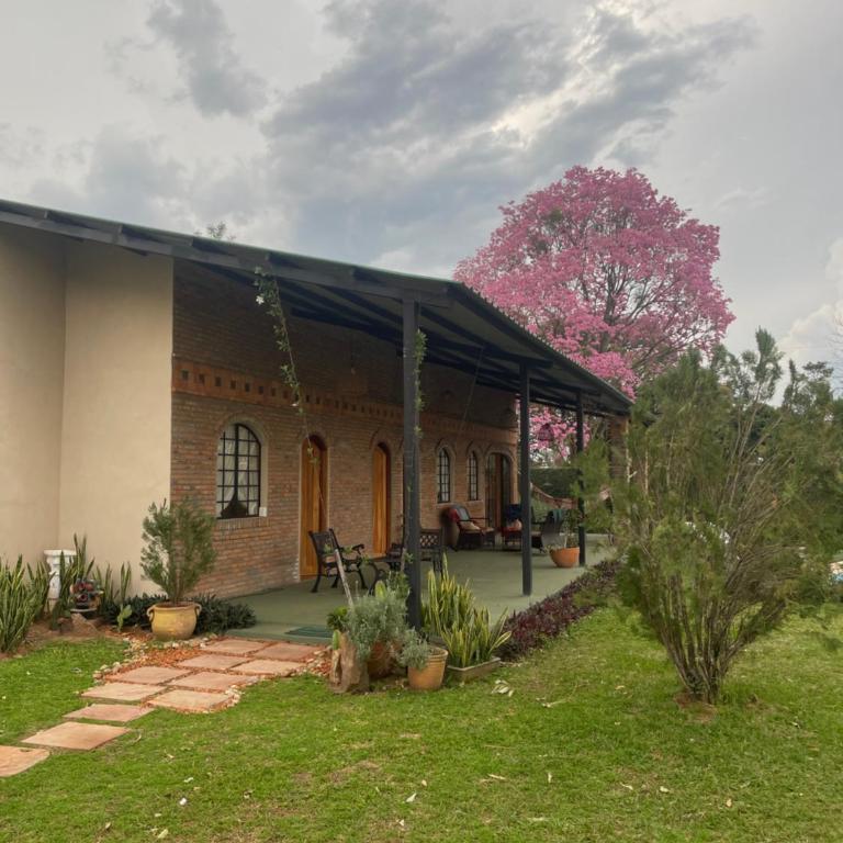 Colonial-style house - Two-Bedroom House - 3