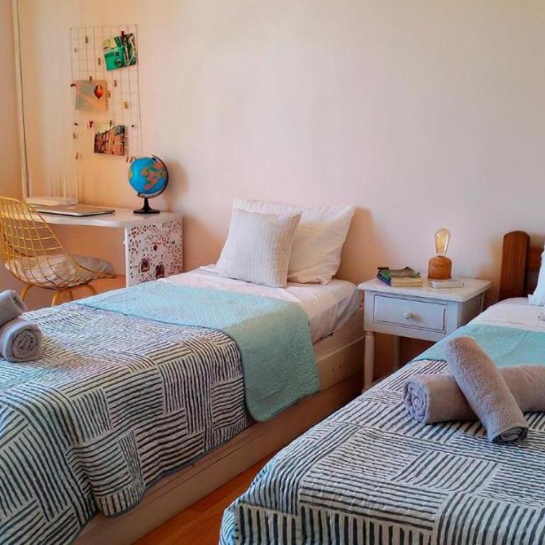 Apartamento Céntrico con Balcón - Two-Bedroom Apartment - 10