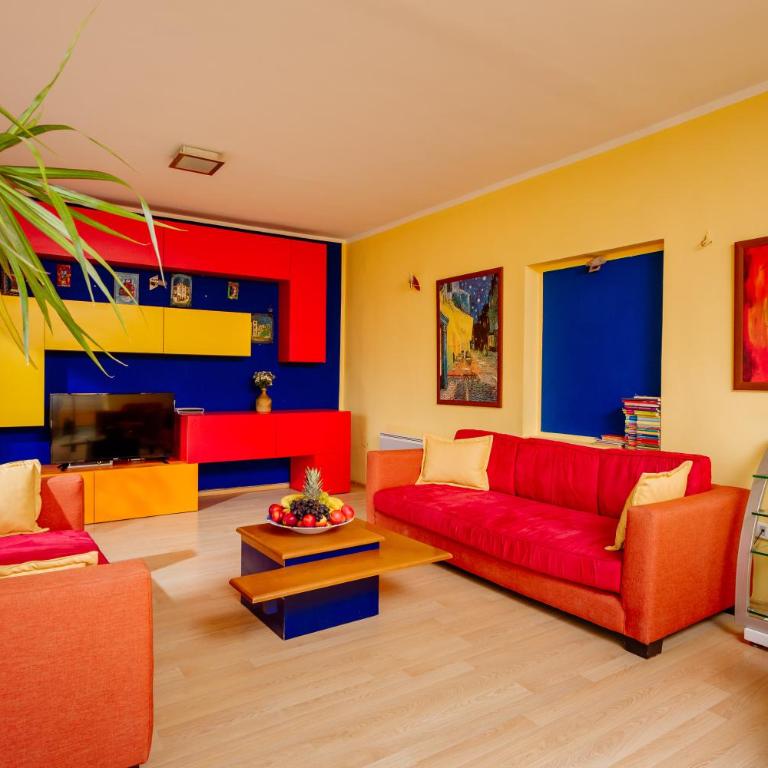 Spacious Central Magik - Apartment - Split Level - 2