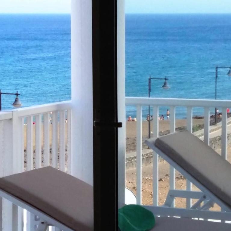 Wake up with the sea! Enjoy private pool! - Casa de 3 dormitorios - 40