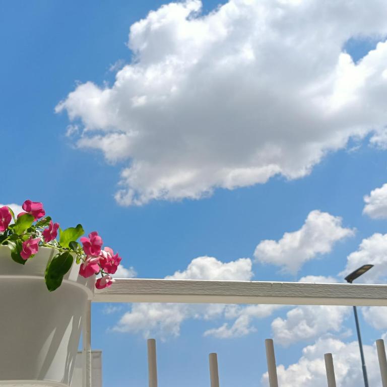 Relax Home - Appartamento con 2 Camere da Letto, Balcone e Terrazza - 7