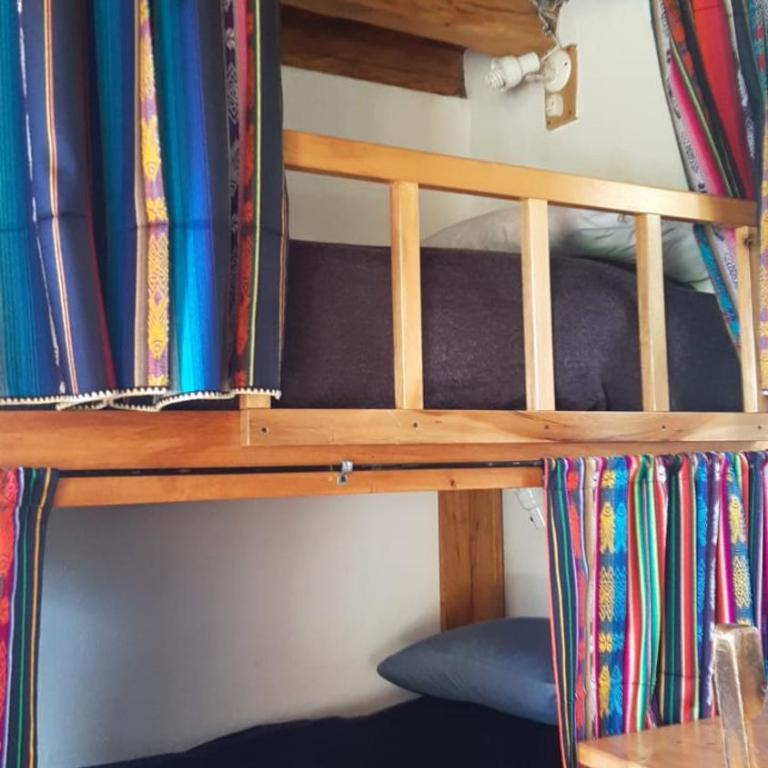 The Black Sheep Inn - Family Room with Shared Bathroom - 7