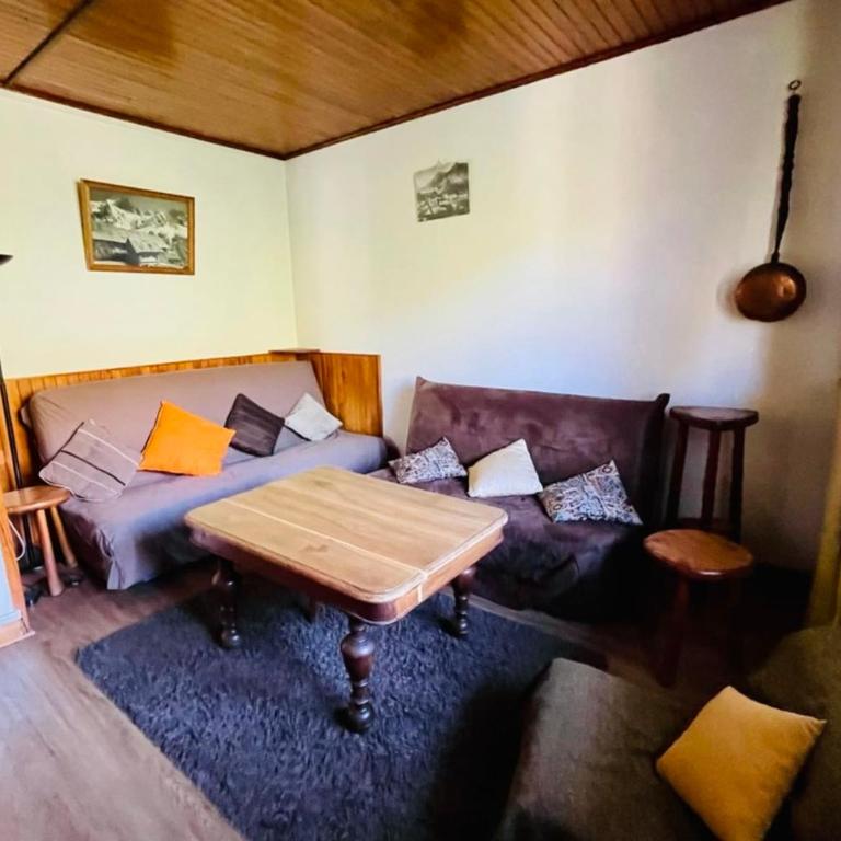 Nice Chalet With View On The Mountain - Appartement - 1
