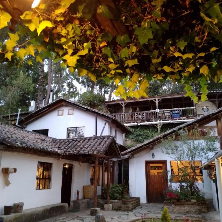 The Black Sheep Inn - Small Double Room - 9