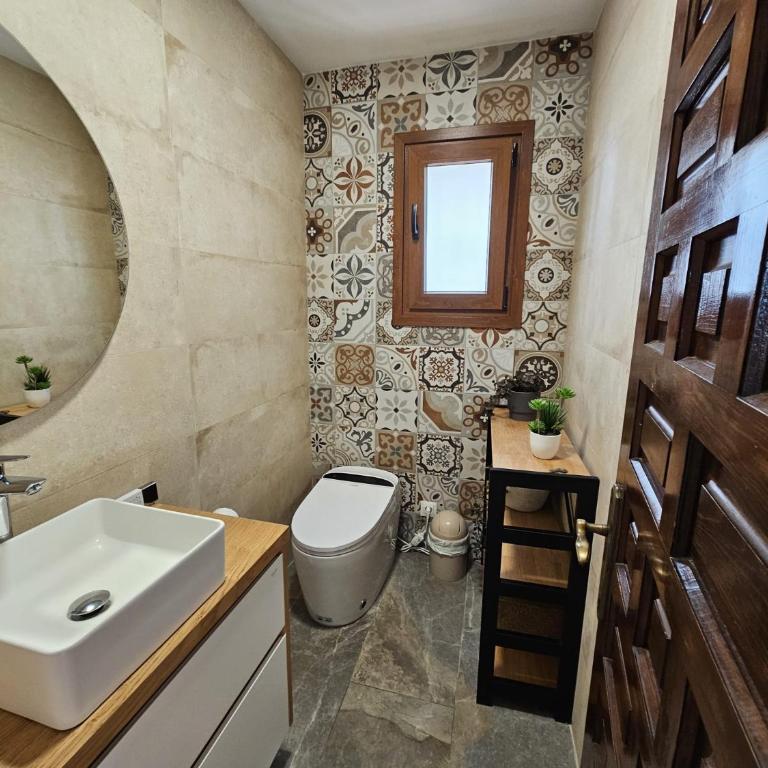 Luxury Andalusian Villa with Panoramic Mediterranean Sea Views & Private Pool & Multi-Level Gardens - Villa - 28