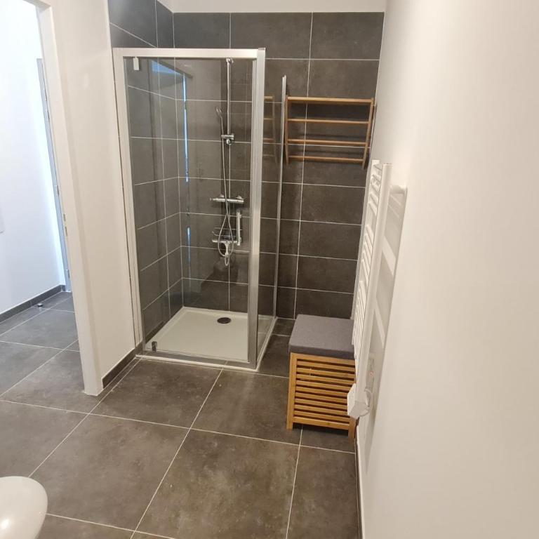 T2 apartment with terrace - Apartamento - 6