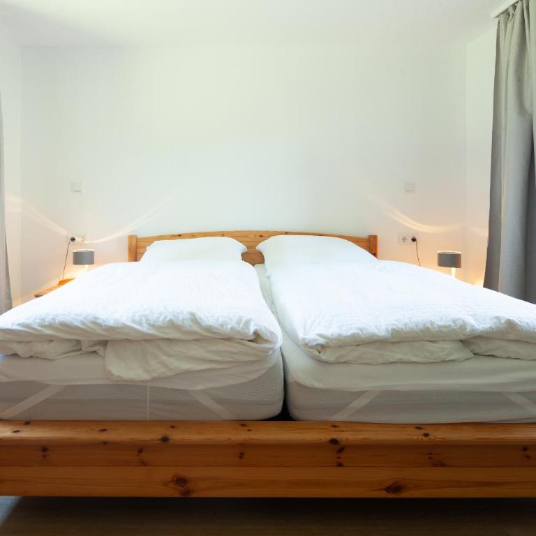 Landhaus Auerling, Chalet am Wald mit Sauna, Kamin & Garten - Chalet mit 3 Schlafzimmern - 28
