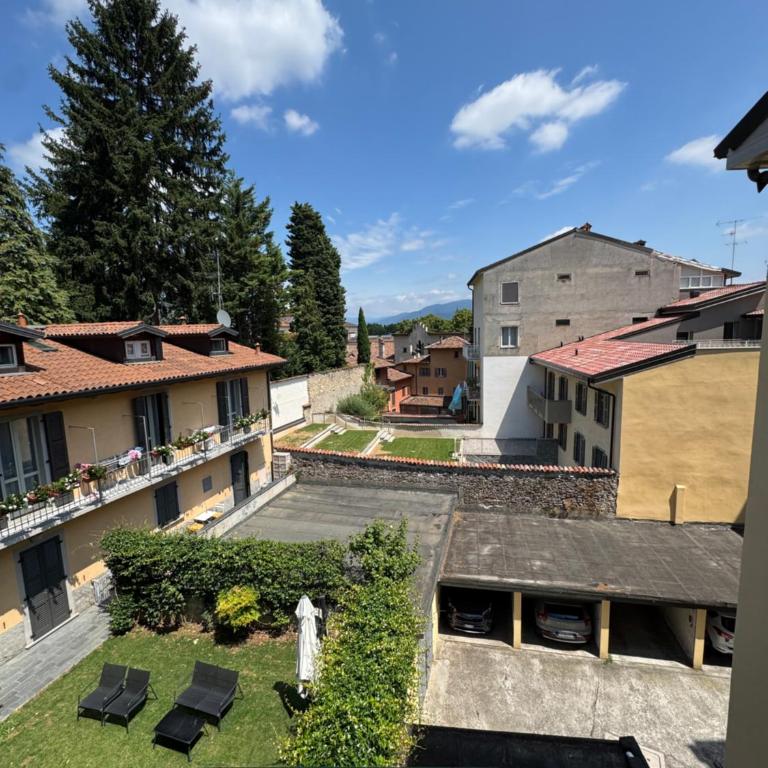 Pedroom Via San Tomaso - Appartamento con 1 Camera da Letto - 3