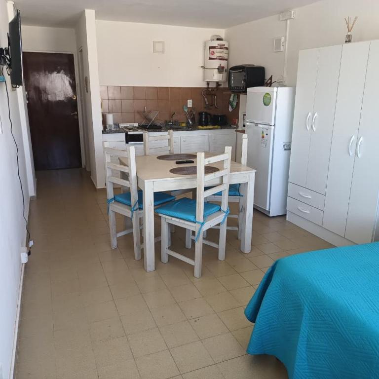 Monoambiente cómodo zona centro - Apartamento de 1 dormitorio - 5