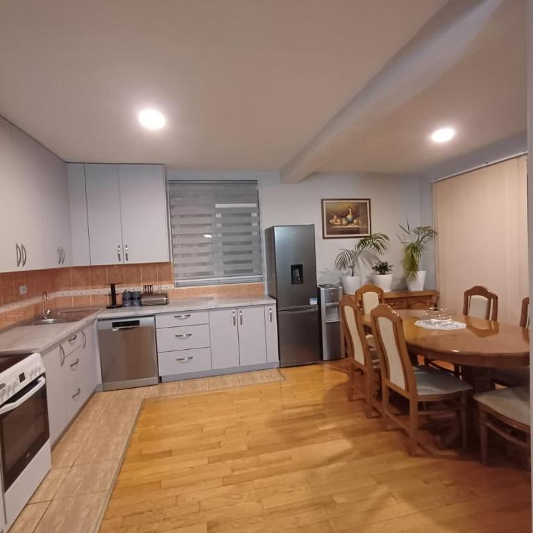 Family apartment-DiLorena - Two-Bedroom Apartment - 2