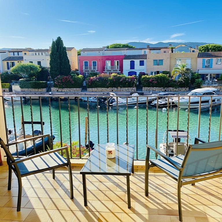 VUE Canal Superbe - Piscine - Parking Privé - Climatisation - Apartment - 1
